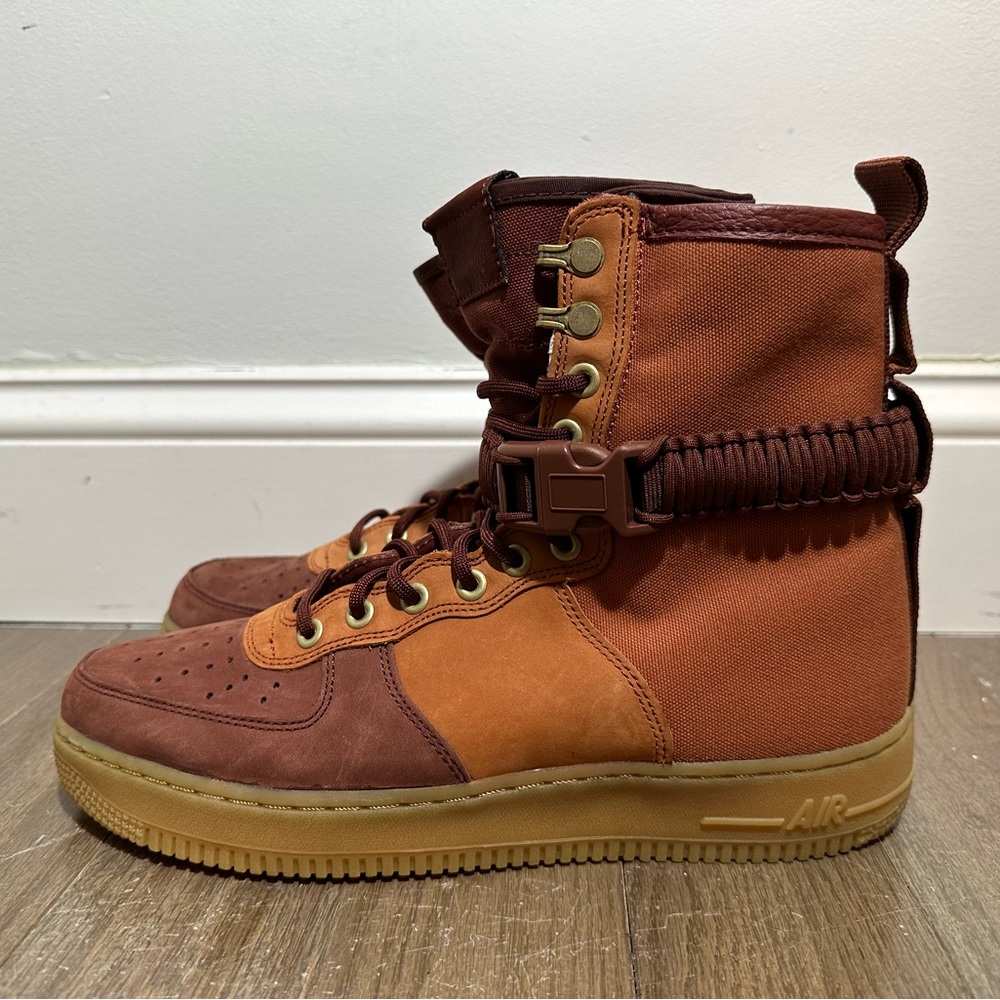Nike SF AF1 Air Force One Premium Dark Russet Sherpa AQ0118-200 Men’s Size 9.5